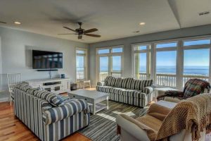 The Ultimate Guide to Vacation Rentals for Group Getaways in Newport Beach, You’ve Got It Maid
