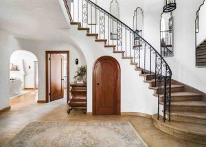 How to Maintain a Clean and Inviting Entryway in Newport Beach homes, You’ve Got It Maid